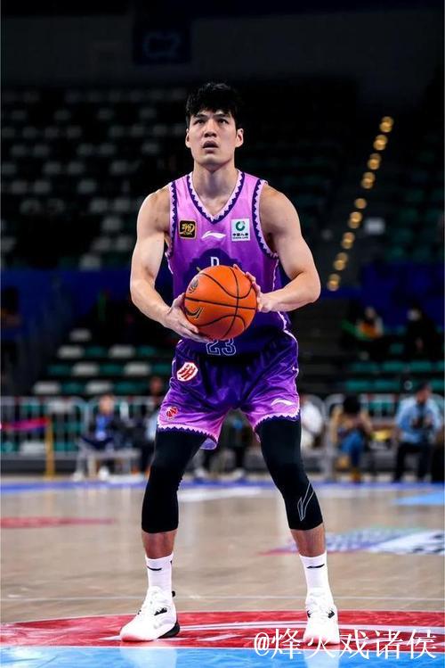 俱乐部杯-特莱斯24分北控胜江苏 陈国豪10分 俱乐部杯-特莱斯24分北控胜江苏 陈国豪10分